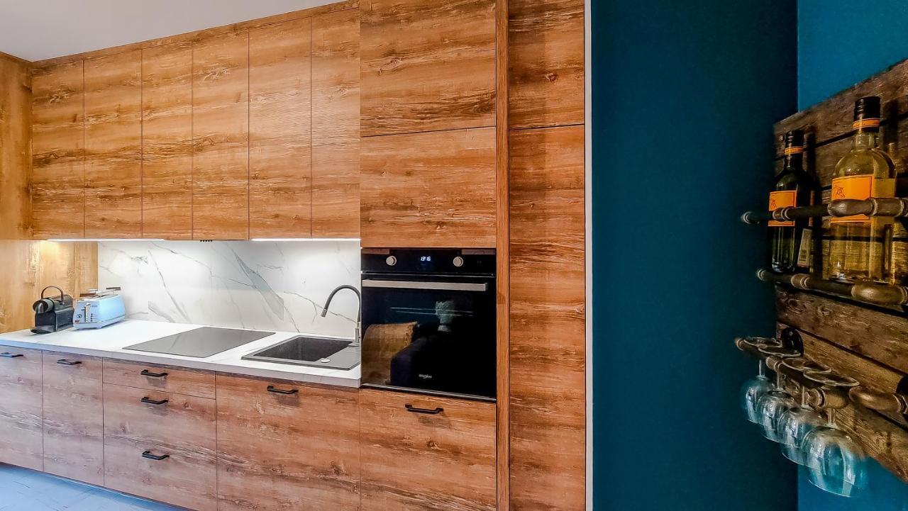 Przyfabryczny Ksiezy Mlyn - Bezplatny Garaz - Klimatyzacja - Fv Apartment Lodz (Lodz)